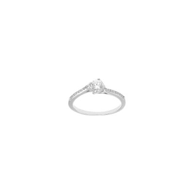 Bague en argent rhodié et oxydes de zirconium, taille 56