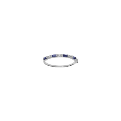 Bague motif rectangle en argent rhodié et oxydes de zirconium, taille 54