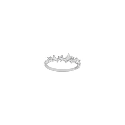 Bague en argent rhodié et oxydes de zirconium, taille 50