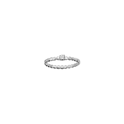 Bague solitaire en argent rhodié et oxyde de zirconium, taille 56