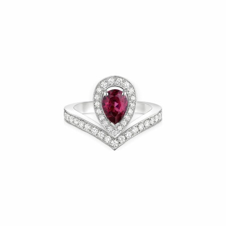 Bague Chaumet Joséphine Aigrette en or blanc , diamants et  grenat rhodolite