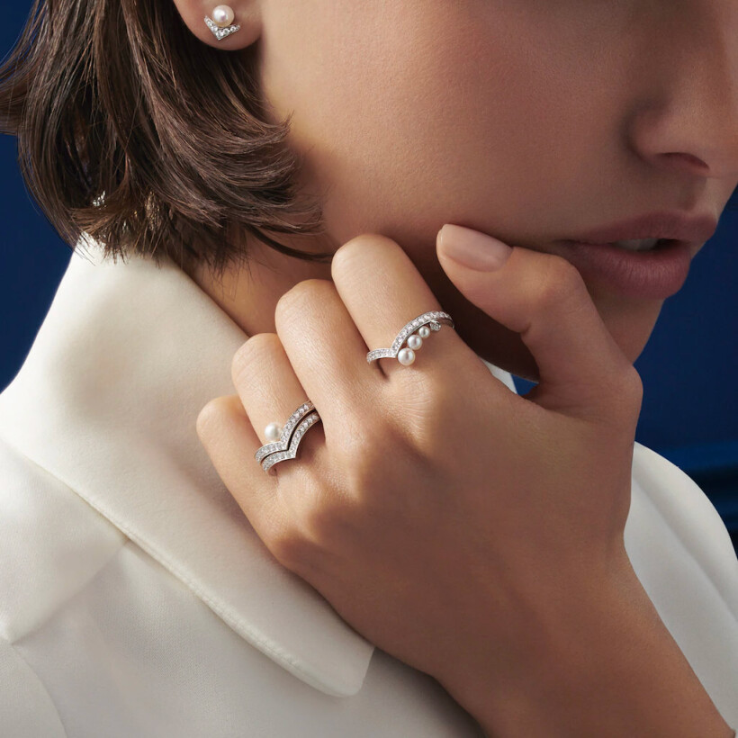 Chaumet Joséphine Aigrette Ring aus Weißgold, Perlen und Diamanten