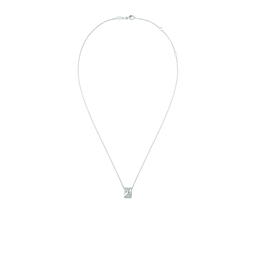 Chaumet Liens Évidence pendant in white gold and diamonds