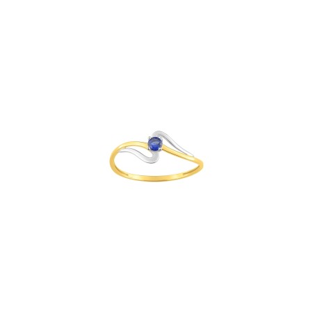 Bague en or jaune, rhodium et saphir