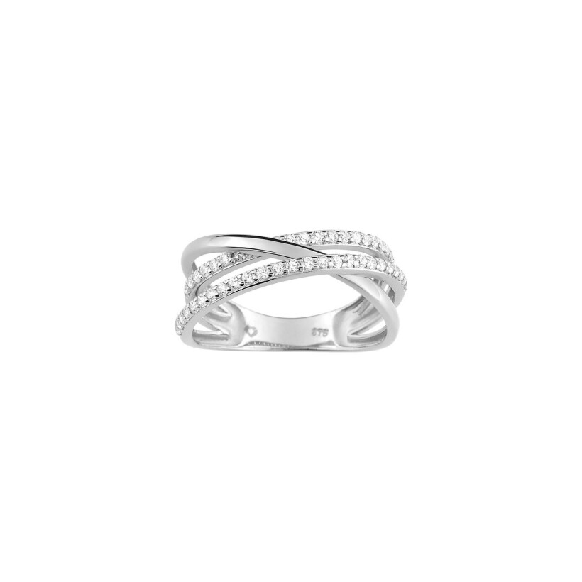 Bague en or blanc et oxyde de zirconium