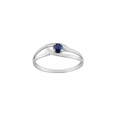 Bague en or blanc et saphir de 0.21ct