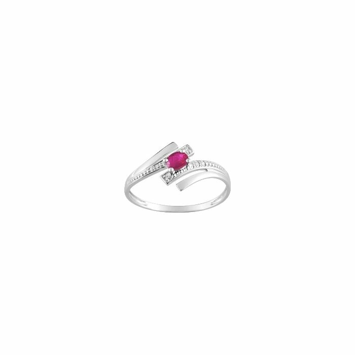 Bague en or blanc, rubis et oxydes de zirconium