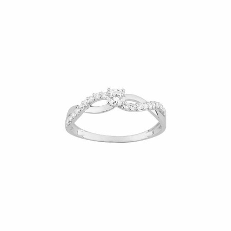 Bague en or blanc et oxydes de zirconium