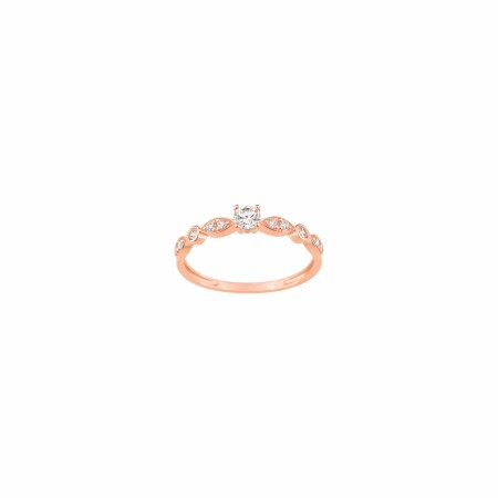 Bague en or rose et oxydes de zirconium