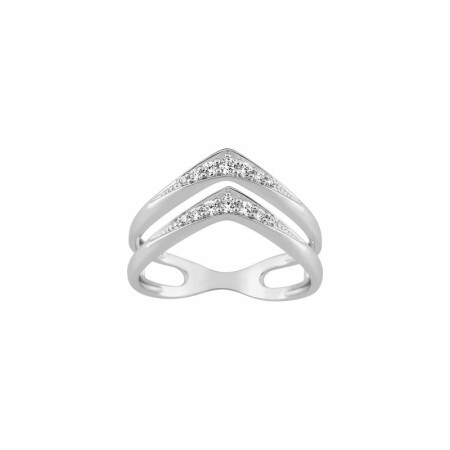 Bague en or blanc et oxyde de zirconium