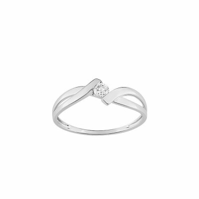 Solitaire en or blanc et oxydes de zirconium