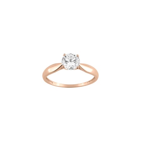 Bague en or rose et oxyde de zirconium