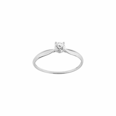 Solitaire en or blanc et oxyde de zirconium