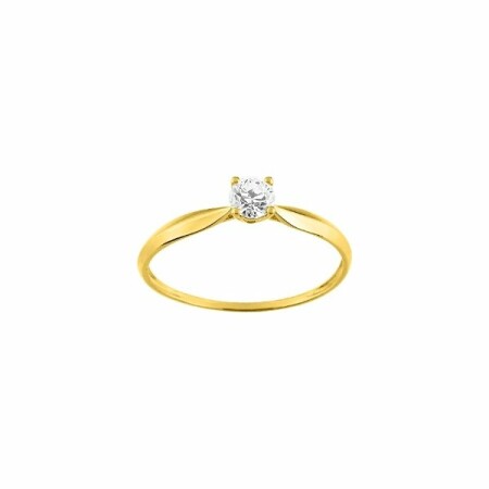 Solitaire en or jaune et oxyde de zirconium