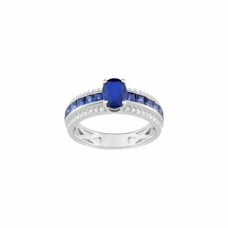 Bague en or blanc et oxydes de zirconium et saphirs 0.95ct