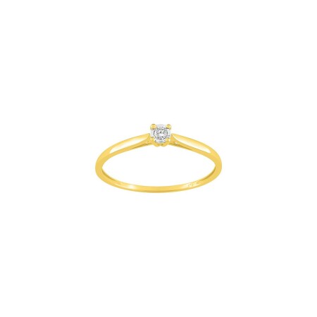 Bague en or jaune et diamant