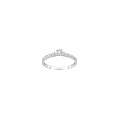 Bague en or blanc et diamants