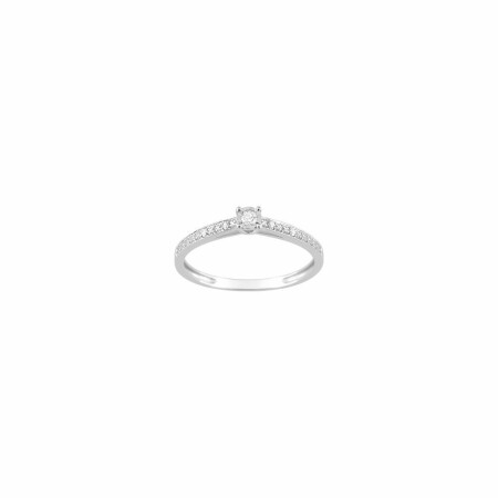 Bague en or blanc et diamants