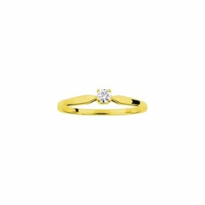 Solitaire en or jaune et diamants