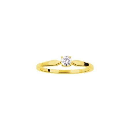 Solitaire en or jaune et diamants