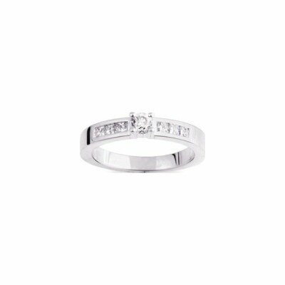 Solitaire en or blanc et diamant de 0.39ct