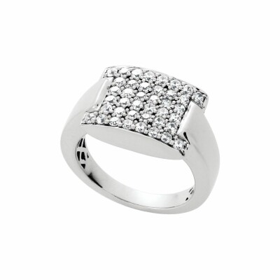 Bague en or blanc et diamants de 0.70ct
