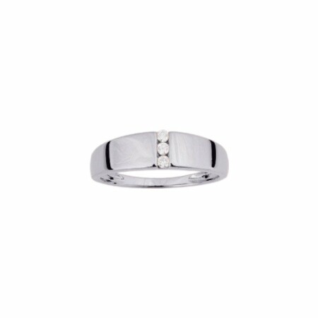 Bague en or blanc et diamants de 0.06ct