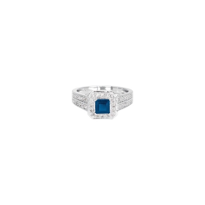 Bague en or blanc, saphir et diamants