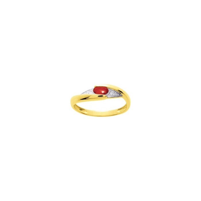 Bague en or jaune, rhodium, rubis et diamants