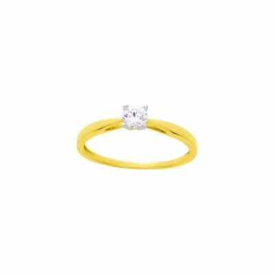 Bague en or jaune, rhodium et oxyde de zirconium