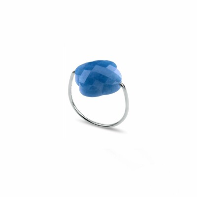 Bague Morganne Bello Friandise Trèfle en or blanc et quartz bleu