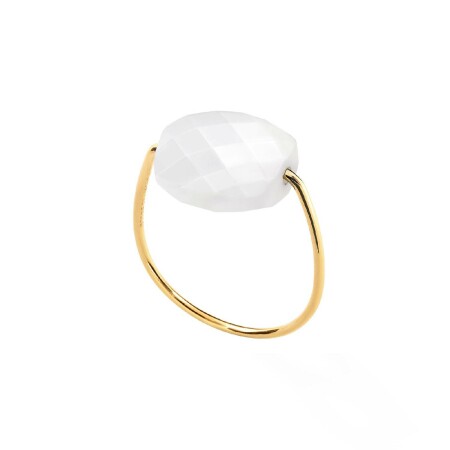 Bague Morganne Bello Friandise Coussin en or jaune et agate blanche