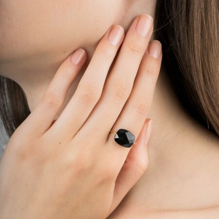 Bague Morganne Bello Friandise en or jaune et onyx