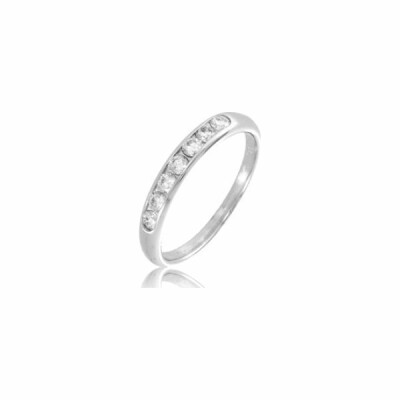 Alliance demi-doigt rail bombé en or blanc et diamants de 0.35ct