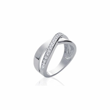 Bague en argent rhodié et oxydes de zirconium