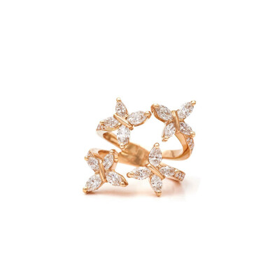 Quatre Papillons navette ring, rose gold