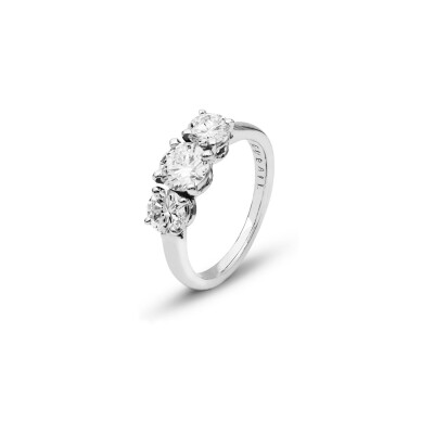 Trilogy of diamants ring in white gold