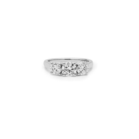 Trilogy of diamants ring in white gold