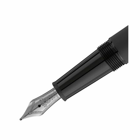 Stylo plume Montblanc Meisterstück Classique Ultra en résine