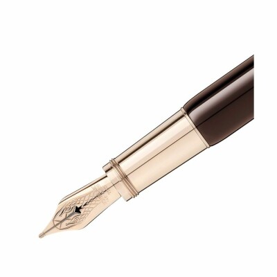 Montblanc Heritage Collection Red and Black Special Edition fountain pen in resin