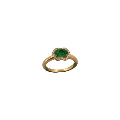 Bague en or rose, émeraude et diamants