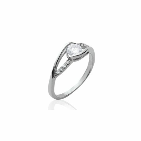 Bague en argent rhodié et oxydes de zirconium