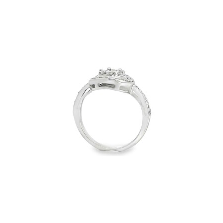 Bague en or blanc et diamants