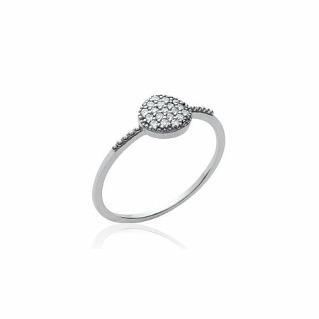 Bague en argent rhodié et oxydes de zirconium