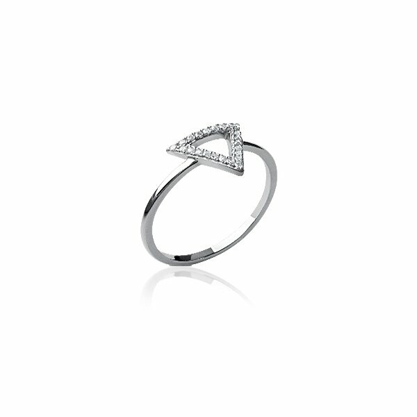 Bague en argent rhodié et oxydes de zirconium