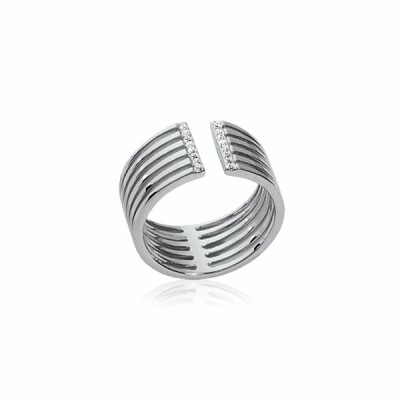 Bague en argent rhodié et oxydes de zirconium