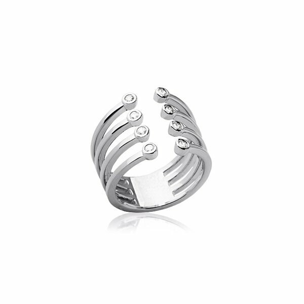 Bague en argent rhodié et oxydes de zirconium