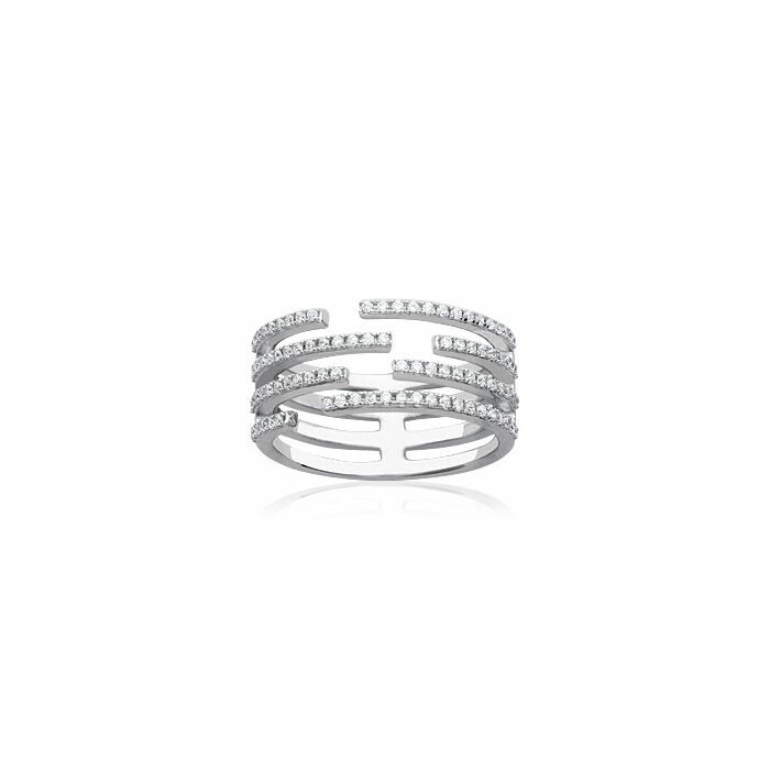 Bague en argent et oxydes de zirconium