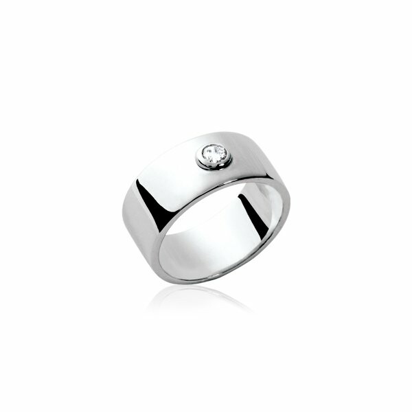 Bague en argent rhodié et oxydes de zirconium