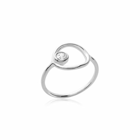 Bague en argent rhodié et oxydes de zirconium